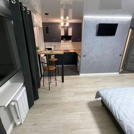 Apartcenter Вип Апартаменты В Центре Города На Гагарина Krivói Rog Exterior foto