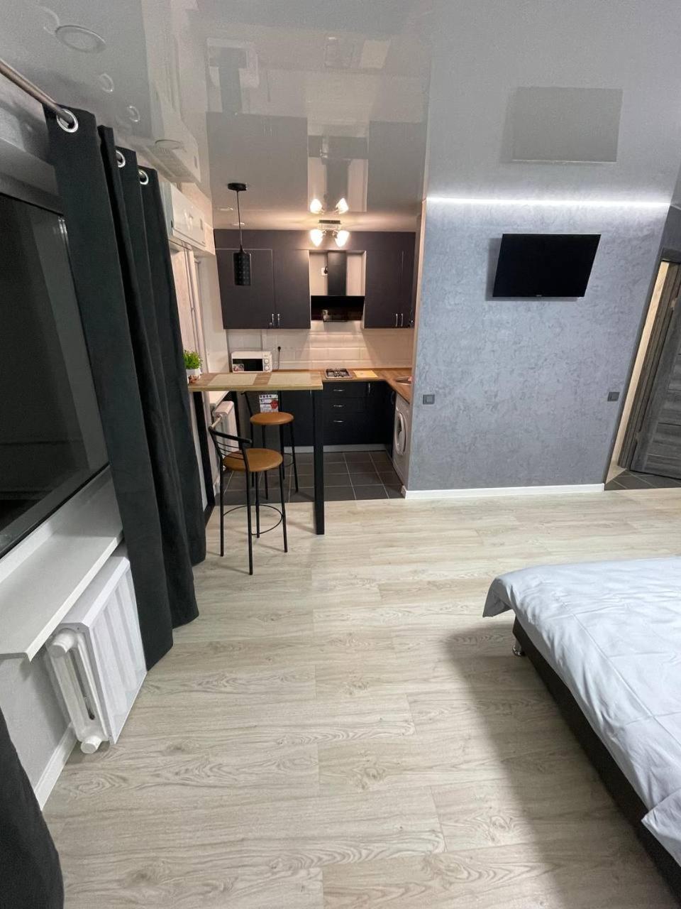 Apartcenter Вип Апартаменты В Центре Города На Гагарина Krivói Rog Exterior foto