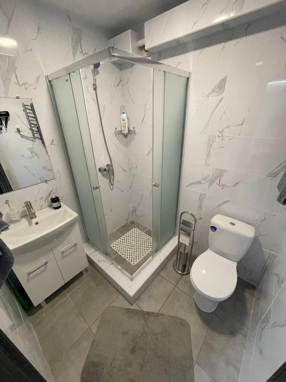 Apartcenter Вип Апартаменты В Центре Города На Гагарина Krivói Rog Exterior foto